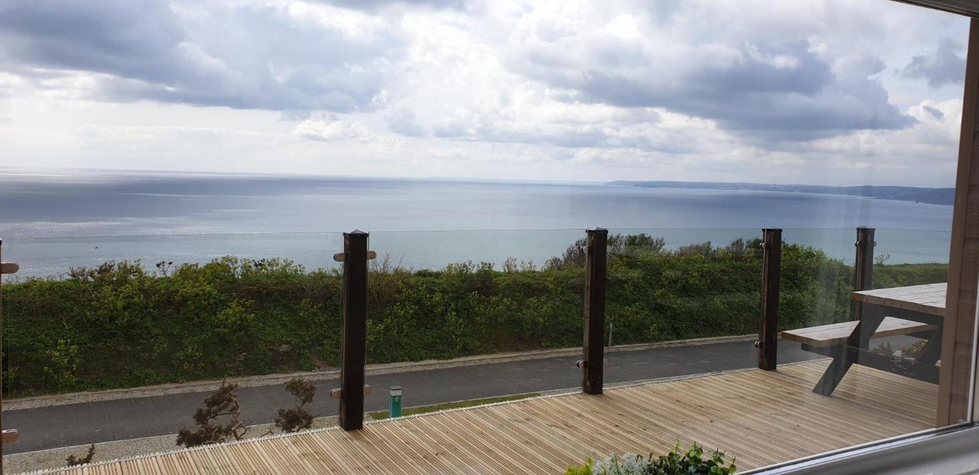 Sunset Sea View Chalet With Hot Tub Torpoint Exterior photo